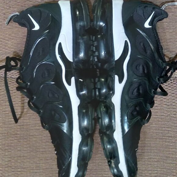 Nike AirMax VaporMax - Picture 2 of 8